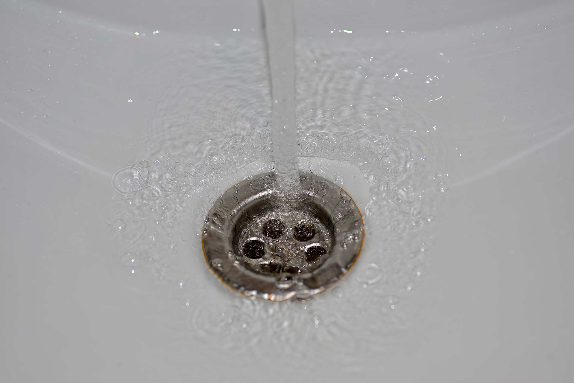 A2B Drains provides services to unblock blocked sinks and drains for properties in Gipsy Hill.